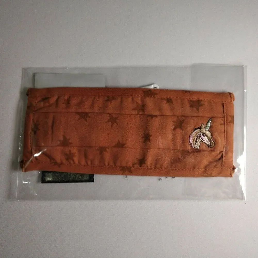 NWT COACH Uni Face Mask With Star Print C2397